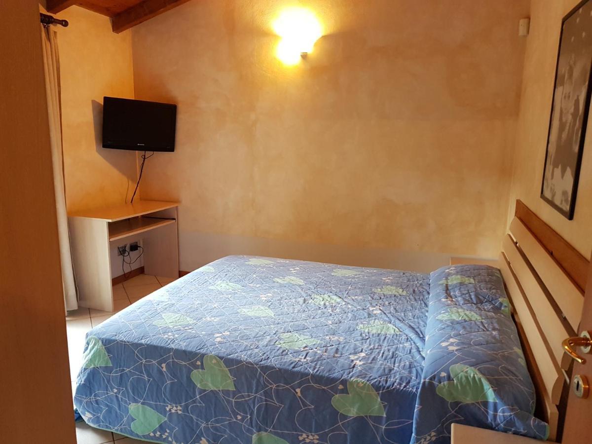 Agriturismo Campo Dei Fiori Rancio Valcuvia 外观 照片